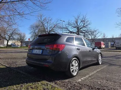 Usata Kia Ceed Sportswagon 128 CV (94 kW) 2014 Grigio Station wagon