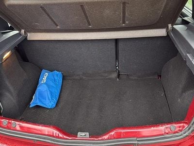 Usata Dacia Sandero 84 CV (61 kW) 2012 Rosso Berlina