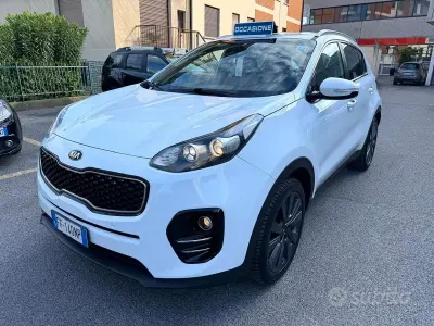 Usata Kia Sportage Style 116 CV (85 kW) 2017 Bianco SUV