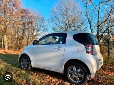 Bianco Usata 2009 Toyota iQ Utilitaria | 7000 €