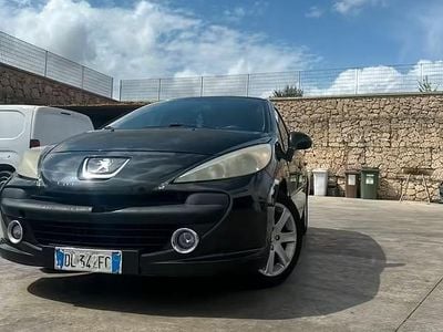 Usata Peugeot 207 90 CV (66 kW) 2007 Nero Berlina