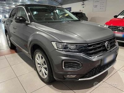 Usata VW T-Roc Advance 150 CV (110 kW) 2019 Grigio SUV