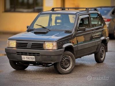 Usata Fiat Panda 4x4 Club 50 CV (36 kW) 1994 Nero Utilitaria