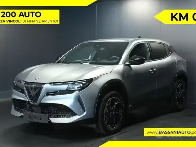 Ny Alfa Romeo Junior 145 HK (106 kW) 2025 Grå SUV