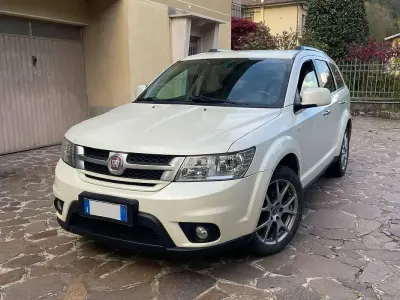 Usata Fiat Freemont Lounge 170 CV (125 kW) 2012 Bianco SUV