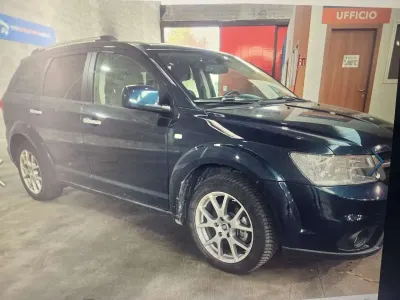 Usata Fiat Freemont Lounge 170 CV (125 kW) 2014 Verde SUV