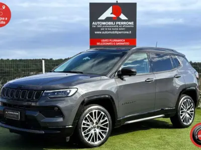 Usata Jeep Compass Summit 131 CV (96 kW) 2025 Grigio SUV