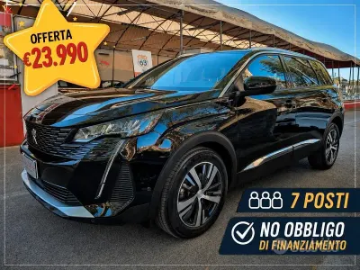 Usata Peugeot 5008 Allure 131 CV (96 kW) 2022 Nero SUV