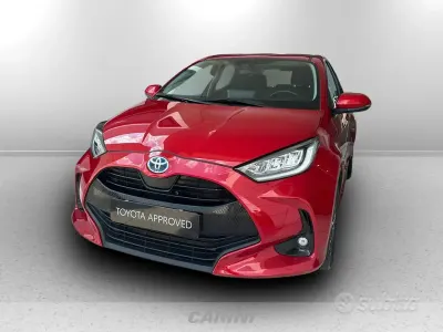 Usata Toyota Yaris Hybrid Trend 116 CV (85 kW) 2022 Rosso Berlina