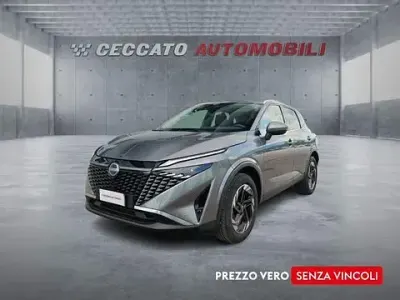 Usata Nissan Qashqai N-Connecta 140 CV (102 kW) 2025 Grigio SUV