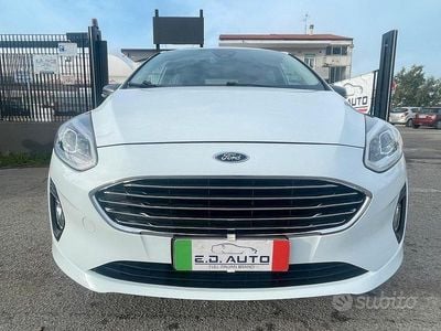 Usata Ford Fiesta 85 CV (62 kW) 2020 Bianco Utilitaria
