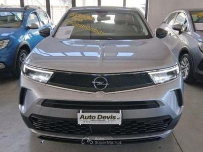 Usata Opel Mokka Elegance 101 CV (74 kW) 2022 Argento SUV