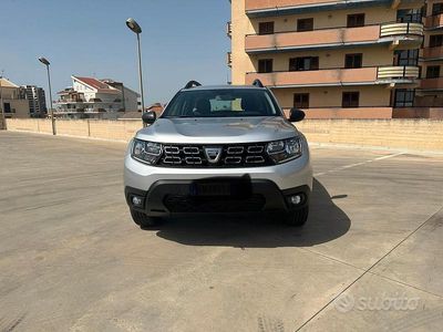 Usata Dacia Duster 110 CV (80 kW) 2018 Grigio SUV