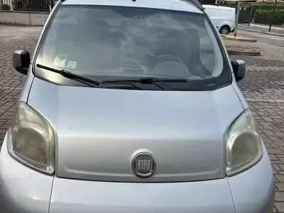 Usata Fiat Qubo Trekking 77 CV (56 kW) 2011 Argento Monovolume