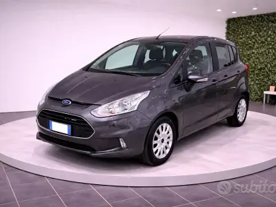 Usata Ford B-MAX 101 CV (74 kW) 2016 Grigio Monovolume