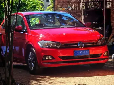 Begagnad VW Polo Highline 95 HK (69 kW) 2019 Röd Halvkombi