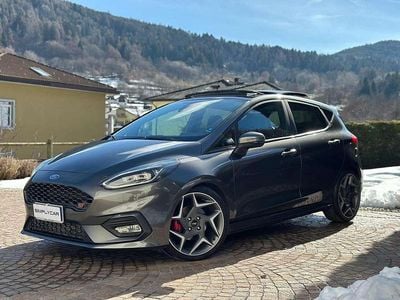 Usata Ford Fiesta ST 200 CV (147 kW) 2021 Grigio Utilitaria