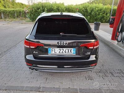 Usata Audi A4 150 CV (110 kW) 2018 Nero Station wagon