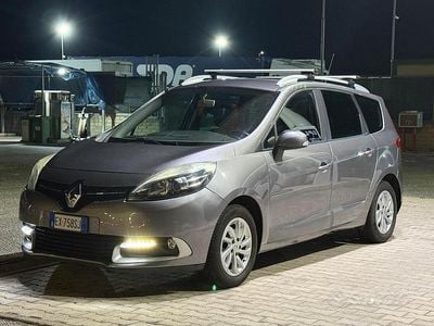 Usata Renault Scénic III 110 CV (80 kW) 2014 Grigio Monovolume