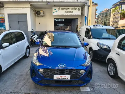 Usata Hyundai i10 Advanced 67 CV (49 kW) 2023 Blu Utilitaria