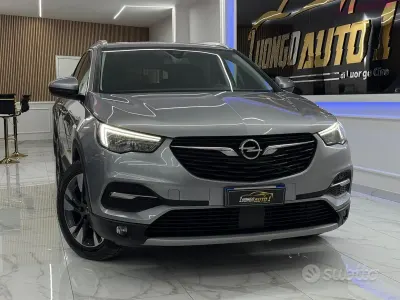 Usata Opel Grandland X Ultimate 120 CV (88 kW) 2018 Grigio SUV