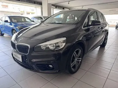 Usata BMW 218 Active Tourer Luxury Line 150 CV (110 kW) 2015 Marrone Monovolume