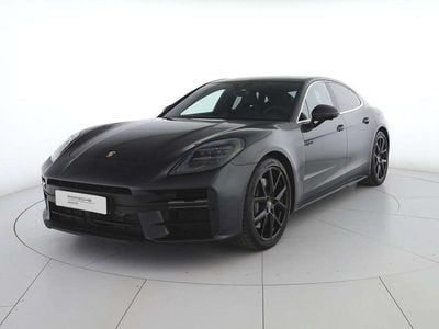 Usata Porsche Panamera 470 CV (345 kW) 2024 Grigio vulcano metallizzato Utilitaria