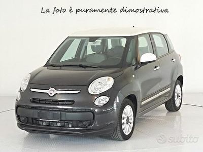 Begagnad Fiat 500L Living 85 HK (62 kW) 2014 Grå Minibuss