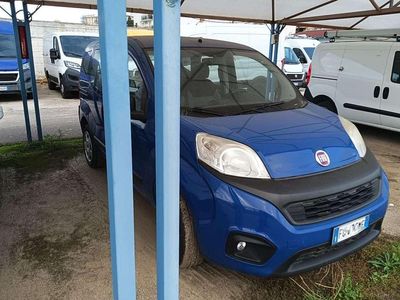 Usata Fiat Qubo Trekking 80 CV (58 kW) 2016 Blu/azzurro Monovolume