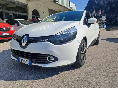 Usata Renault Clio IV 75 CV (55 kW) 2014 Bianco Berlina
