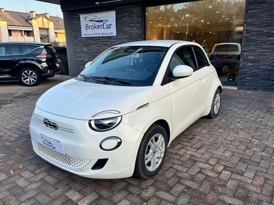 Usata Fiat 500e 42 kW (58 CV) 2022 Bianco Utilitaria