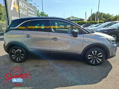 Usata Opel Crossland Elegance 110 CV (80 kW) 2022 Grigio SUV