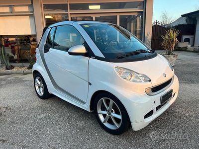 Usata Smart ForTwo Cabrio Pulse 71 CV (52 kW) 2011 Bianco Cabrio