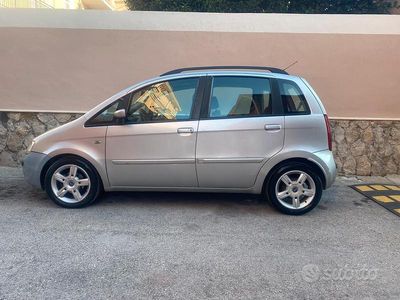 Usata Fiat Idea 2005 Grigio Monovolume