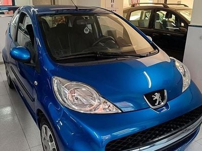 Usata Peugeot 107 2010 Blu Utilitaria
