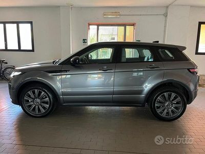 Usata Land Rover Range Rover evoque Dynamic 179 CV (131 kW) 2017 Grigio SUV