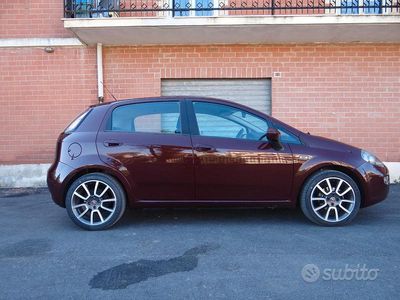 Usata Fiat Grande Punto 85 CV (62 kW) 2014 Utilitaria