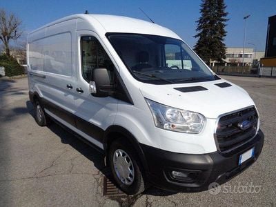 Usata Ford Transit Trend 131 CV (96 kW) 2020 Bianco pastello Furgone