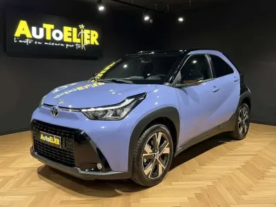 Nuova Toyota Aygo X 117 CV (86 kW) 2026 Lavander & black SUV