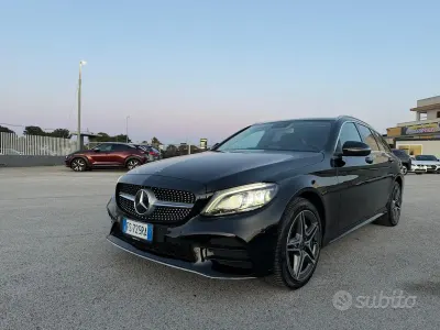 Usata Mercedes C220 194 CV (142 kW) 2018 Nero Station wagon