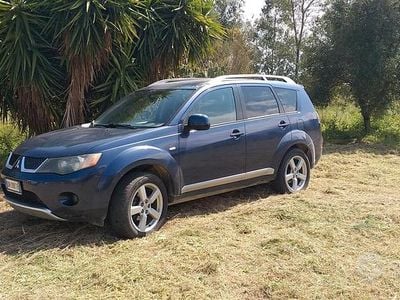 Usata Mitsubishi Outlander 140 CV (102 kW) 2008 Blu SUV