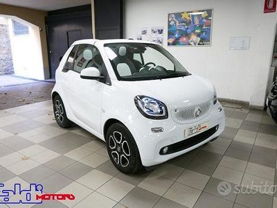 Bianco Usata 2017 Smart ForTwo Cabrio Passion Cabrio | 16.850 € (Molto cara)