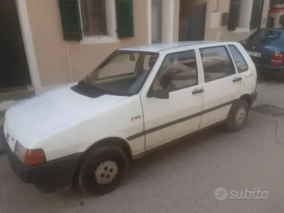Usata Fiat Uno 45 CV (33 kW) 1993 Utilitaria