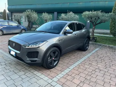 Begagnad Jaguar E-Pace