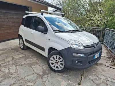 Usado Fiat Panda 4x4 Climbing 75 HP (55 kW) 2014 Branco Citadino