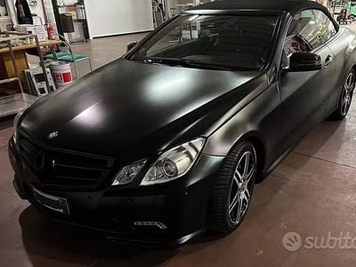 Gebraucht Mercedes E250 204 PS (150 kW) 2012 Schwarz Cabrio