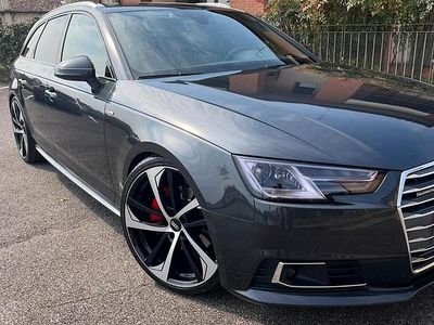 Usata Audi A4 S-Line 190 CV (139 kW) 2018 Grigio Station wagon