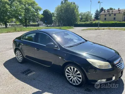 Usata Opel Insignia Cosmo 160 CV (117 kW) 2010 Nero Berlina