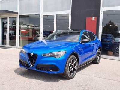 Usata Alfa Romeo Stelvio Veloce 209 CV (153 kW) 2024 Blu SUV