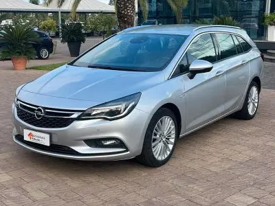 Usata Opel Astra Innovation 110 CV (80 kW) 2019 Grigio Station wagon